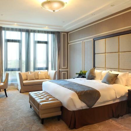 Hotel Lane Aura Шанхай Екстериор снимка