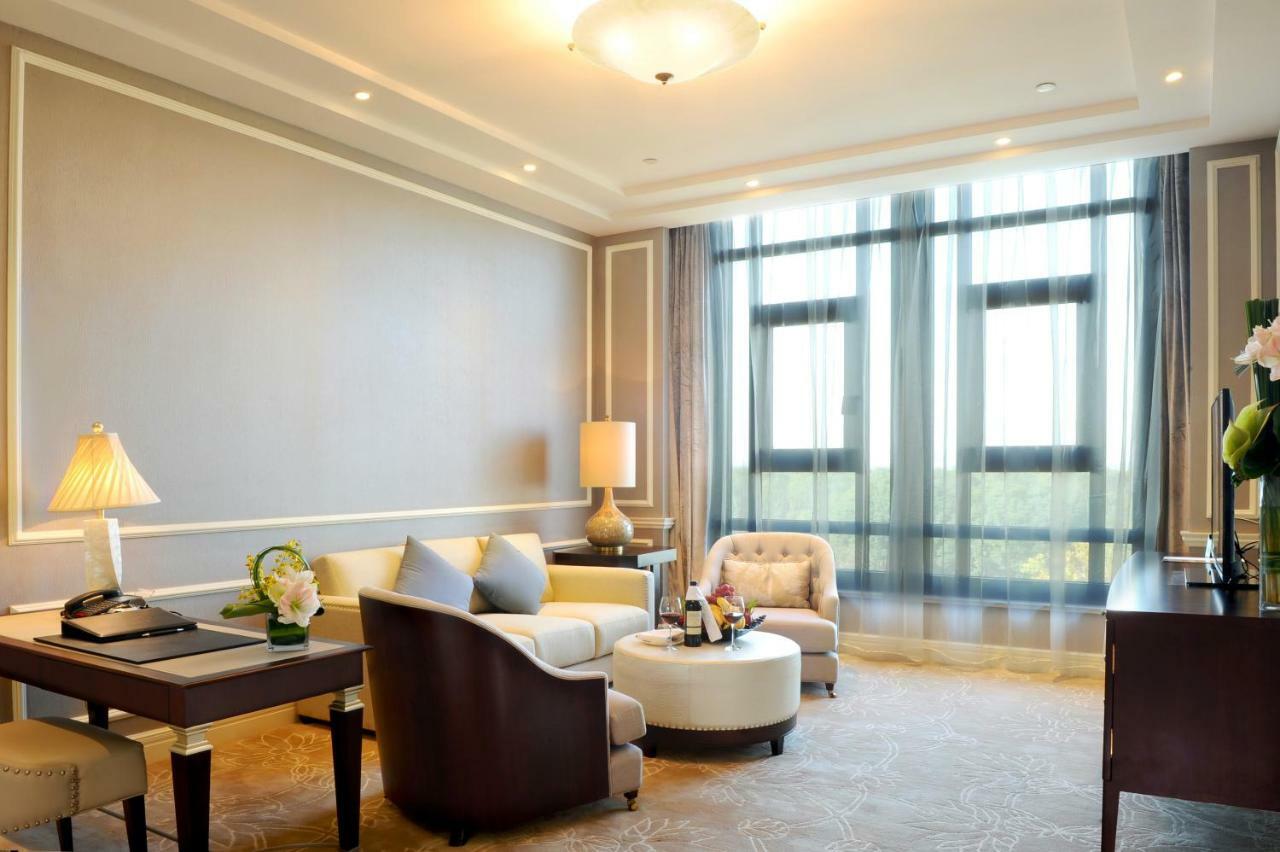 Hotel Lane Aura Шанхай Екстериор снимка